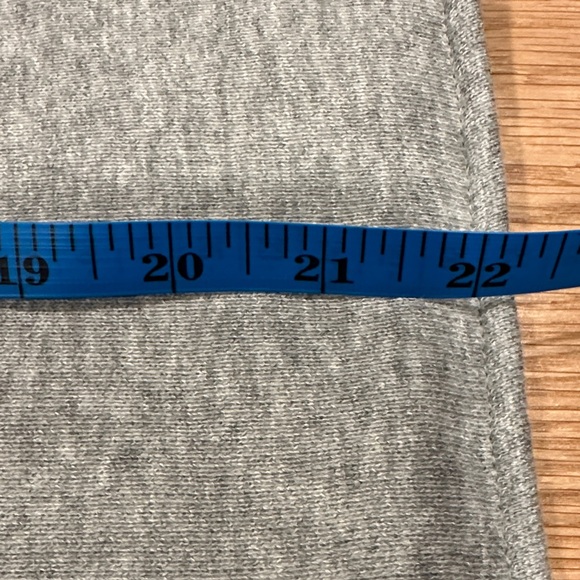 J. Crew Womens Turtleneck Lightweight Sweatshirt in Heather Gray - Picture 9 of 9